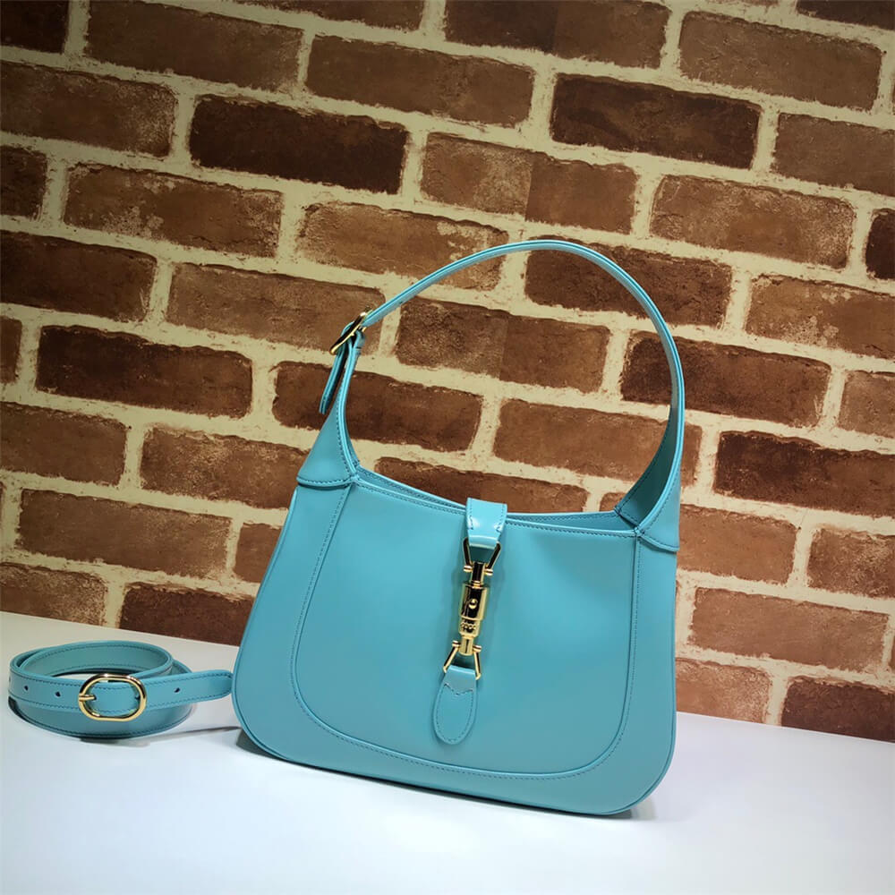 30 MONTAIGNE AVENUE BAG