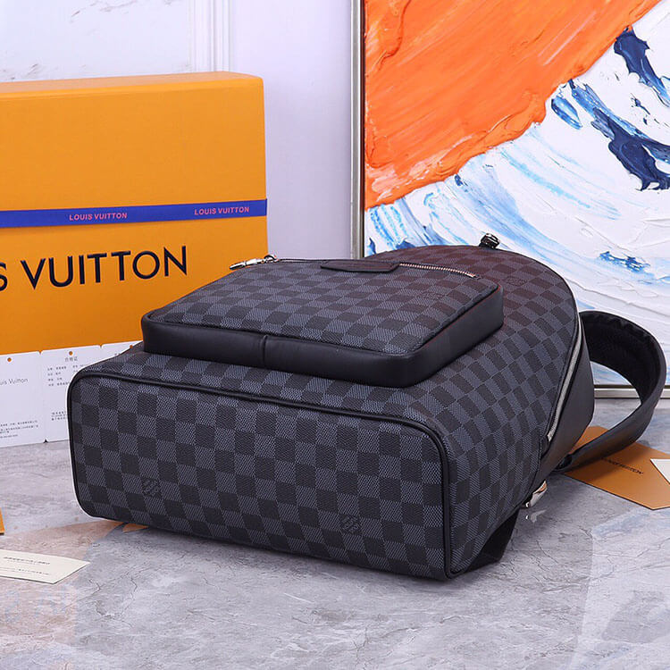 Chanel SMALL FLAP BAG