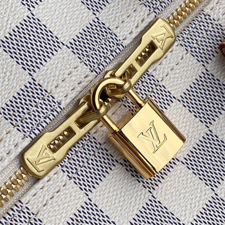 Fendi Baguette