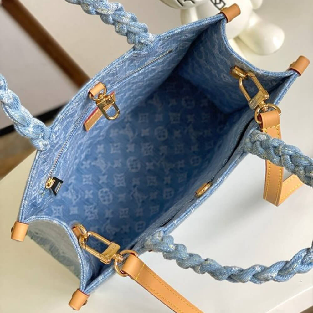 LOEWE Small Hammock bag in soft grained calfskin