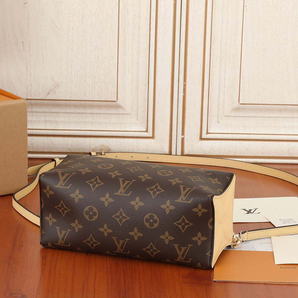 CELINE MEDIUM NINO BAG IN SUPPLE CALFSKIN