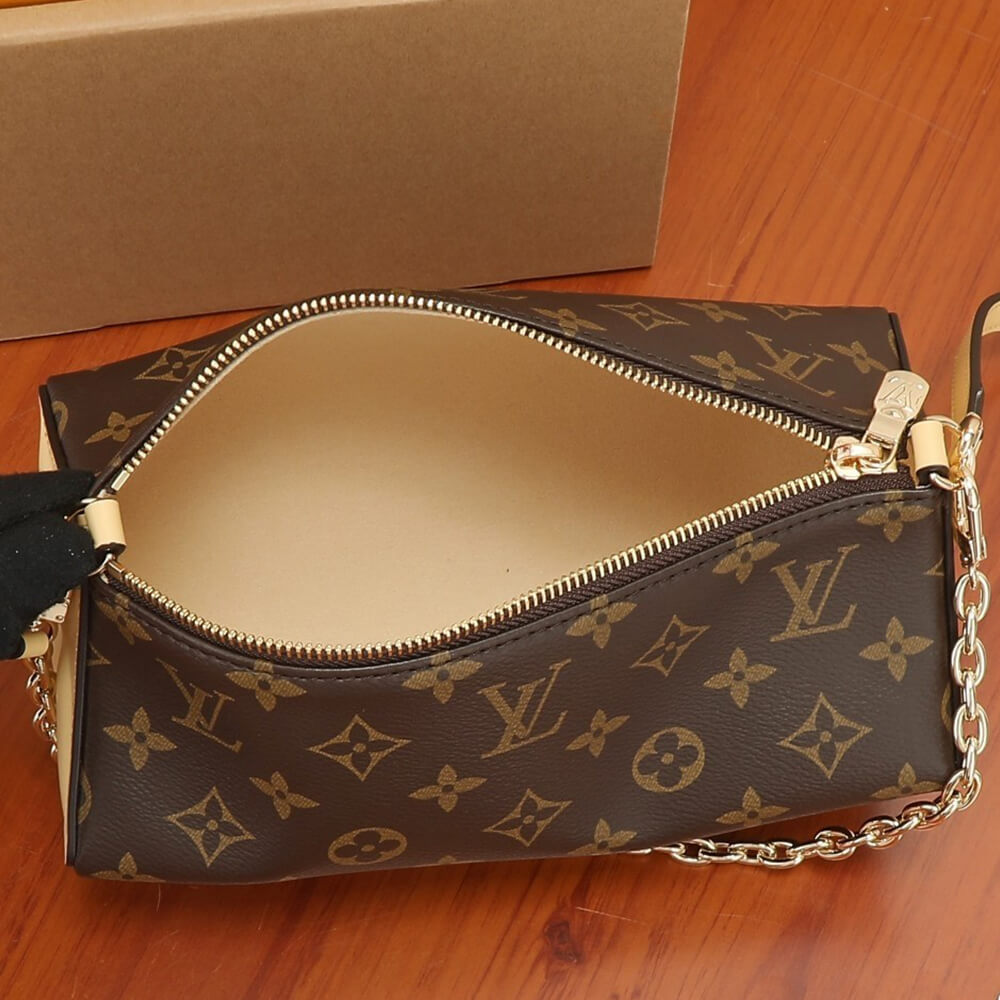 CELINE MEDIUM NINO BAG IN SUPPLE CALFSKIN