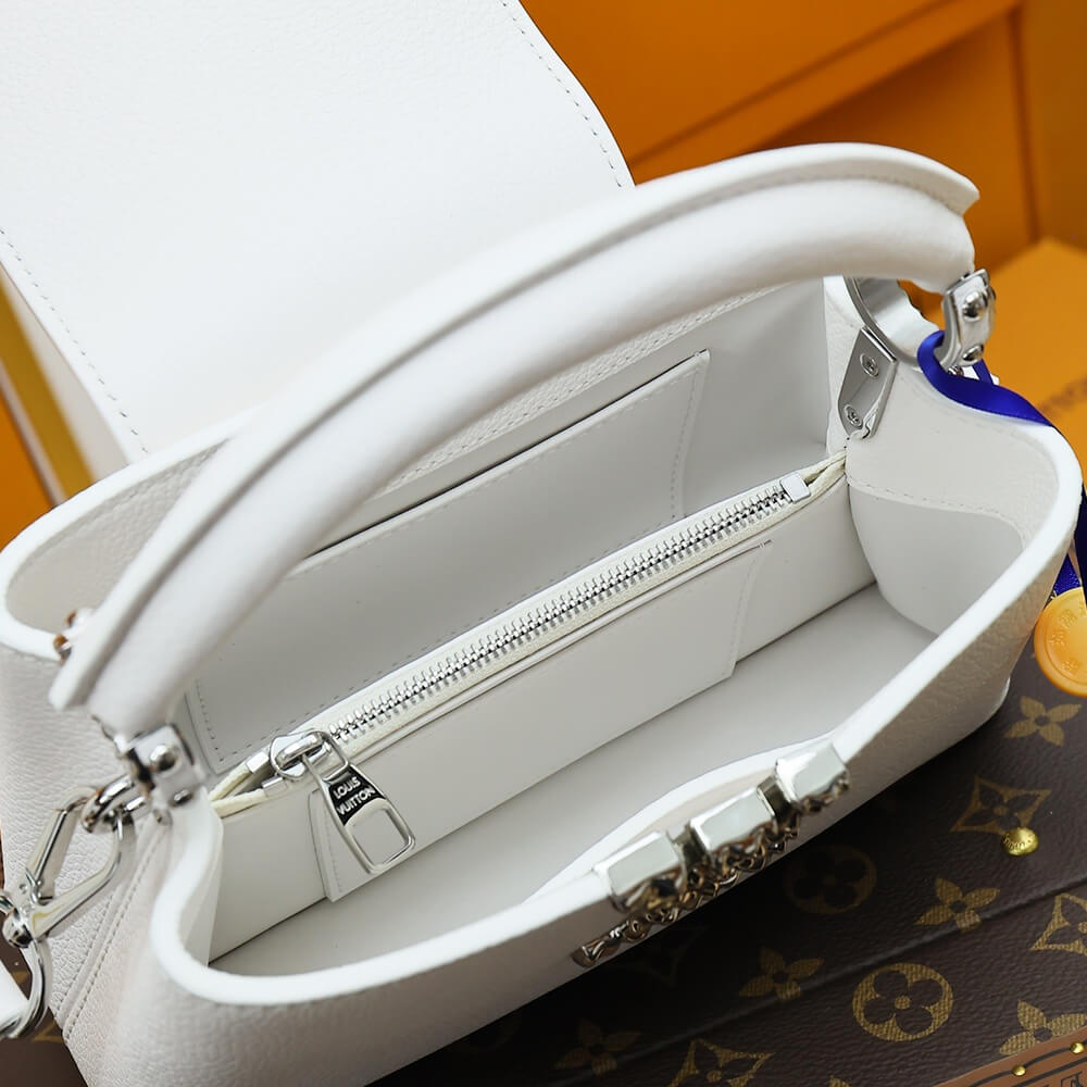 Chanel mini flap(HIGH-END GRADE)